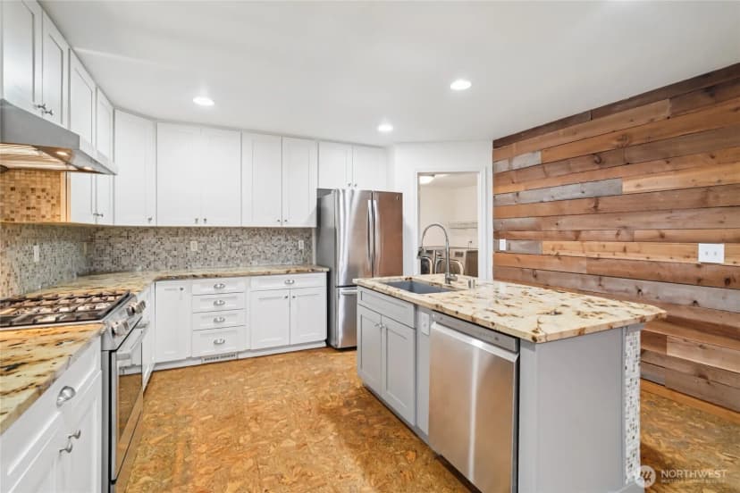 Property photo for 23918 Se 5th Street, Sammamish photo 11