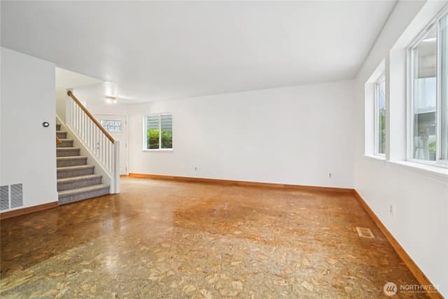 Property photo for 23918 Se 5th Street, Sammamish photo 4