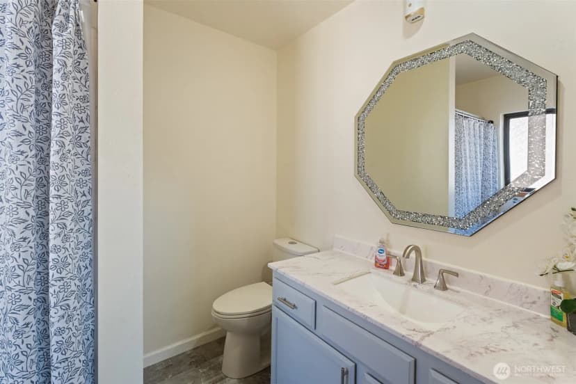 Property photo for 1716 N Anne Avenue, East Wenatchee photo 19