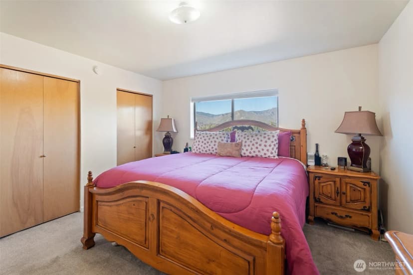 Property photo for 1716 N Anne Avenue, East Wenatchee photo 18