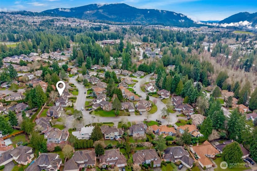 Property photo for 4712 241st Avenue Se, Sammamish photo 36