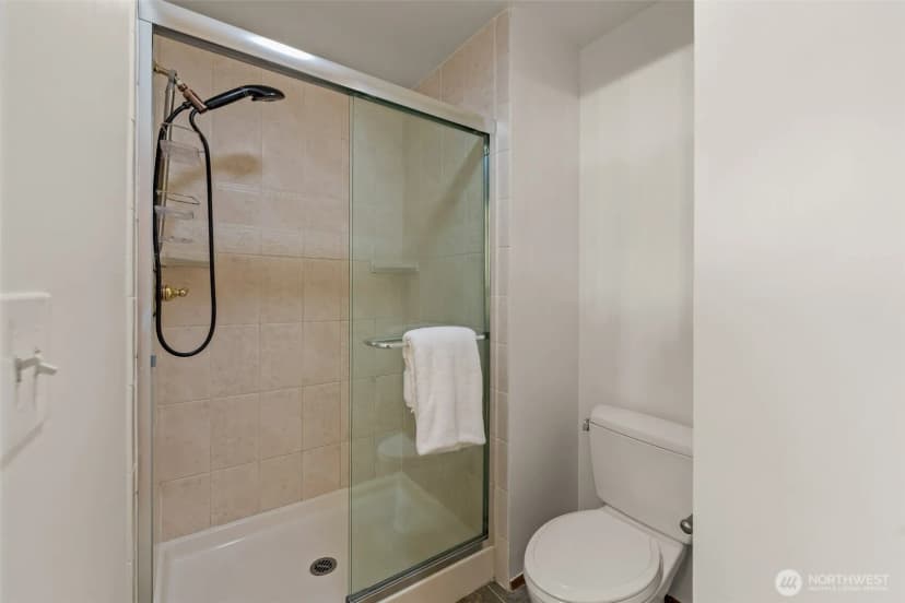 Property photo for 4712 241st Avenue Se, Sammamish photo 24