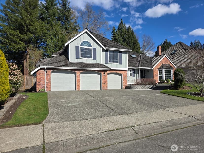 Property photo for 4712 241st Avenue Se, Sammamish