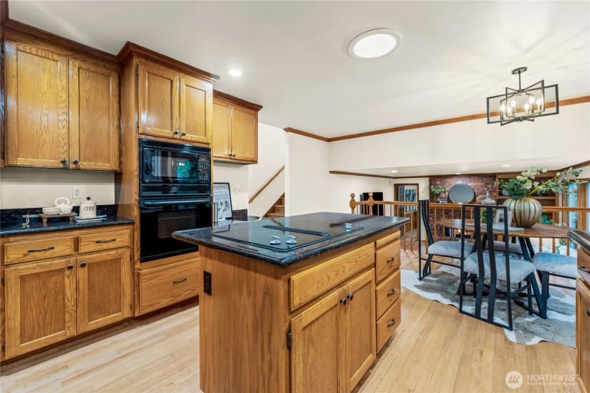 Property photo for 4712 241st Avenue Se, Sammamish photo 12