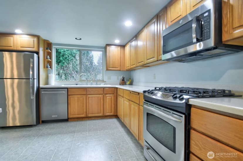 Property photo for 1233 Rogers Court Sw, Olympia photo 6