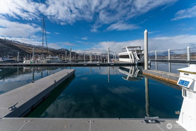 Property photo for 1350 W Woodin Avenue #c33, Chelan photo 2