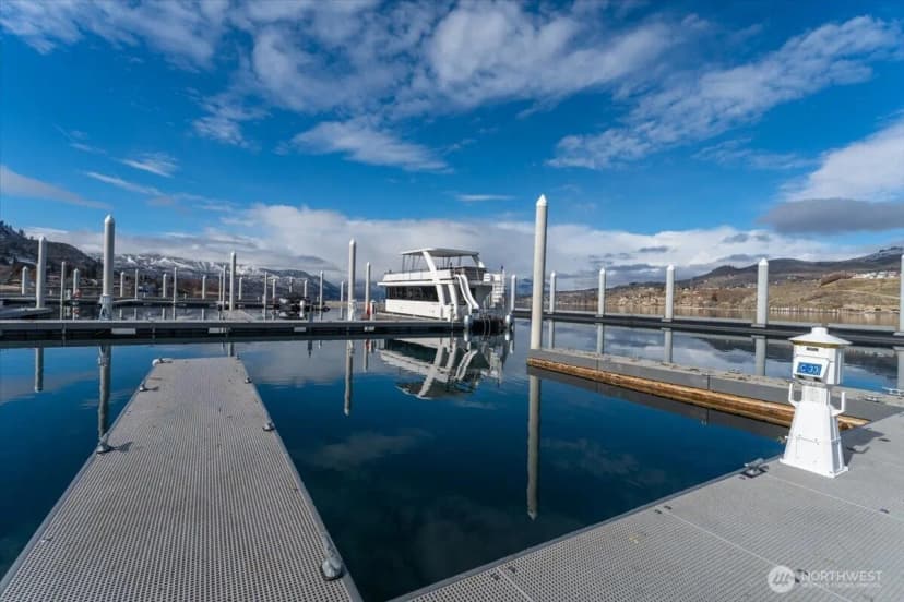 Property photo for 1350 W Woodin Avenue #c33, Chelan