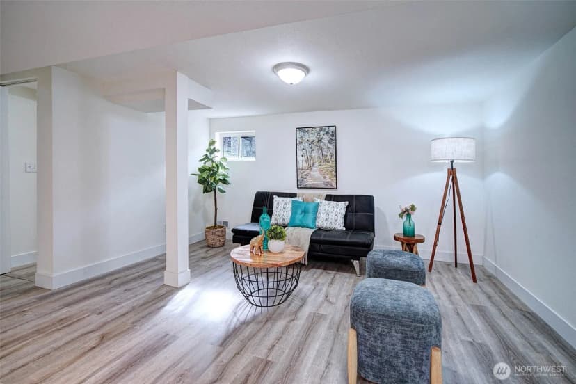 Property photo for 10633 21st Avenue Sw, Seattle photo 21