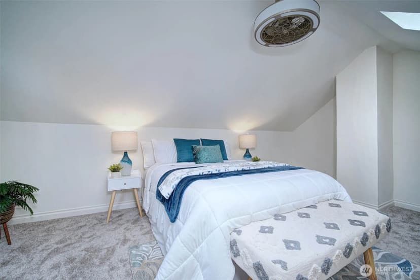 Property photo for 10633 21st Avenue Sw, Seattle photo 17