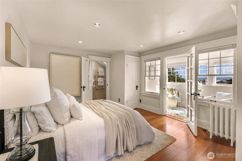Property photo for 2333 Federal Avenue E, Seattle photo 17
