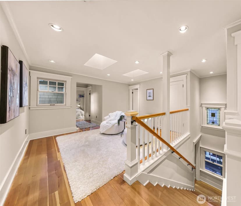 Property photo for 2333 Federal Avenue E, Seattle photo 16