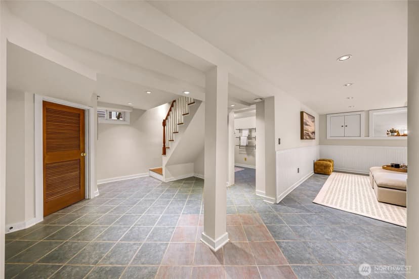Property photo for 2333 Federal Avenue E, Seattle photo 28