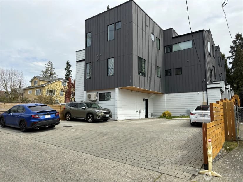 Property photo for 4203 Sw Raymond Street, Seattle photo 39