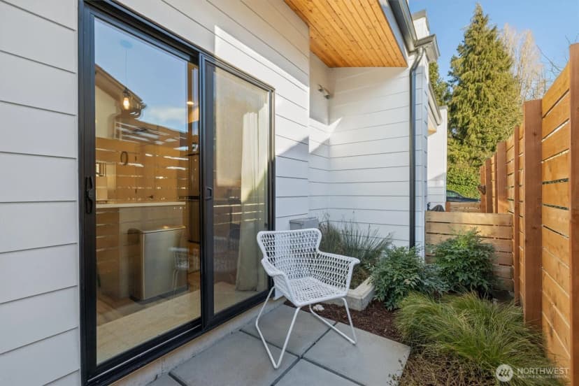 Property photo for 4203 Sw Raymond Street, Seattle photo 13