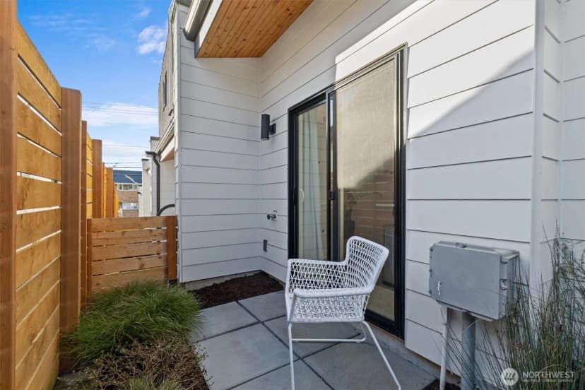 Property photo for 4203 Sw Raymond Street, Seattle photo 12