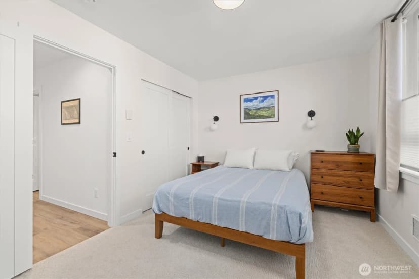 Property photo for 4203 Sw Raymond Street, Seattle photo 24