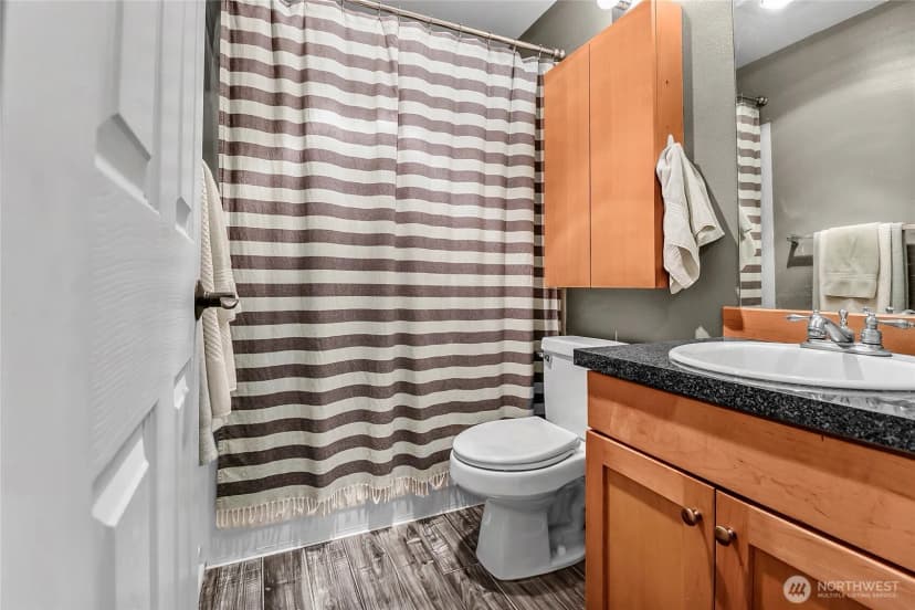 Property photo for 6700 Ne 182nd Street #c104, Kenmore photo 22