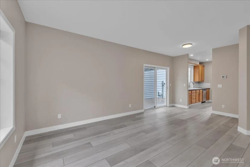 Property photo for 25123 Roberts Drive #504, Black Diamond photo 9