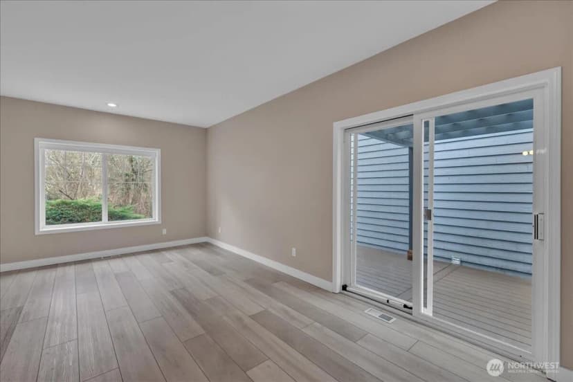 Property photo for 25123 Roberts Drive #504, Black Diamond photo 8