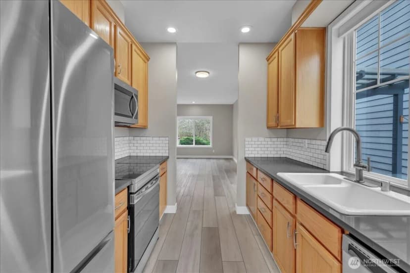 Property photo for 25123 Roberts Drive #504, Black Diamond photo 12