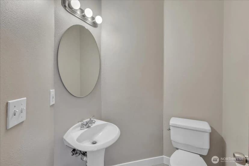 Property photo for 25123 Roberts Drive #504, Black Diamond photo 15
