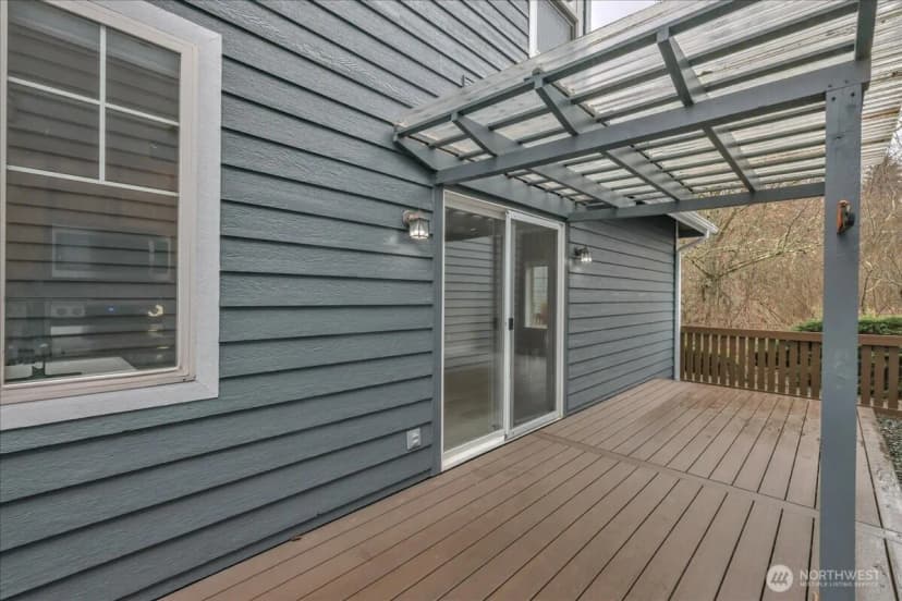 Property photo for 25123 Roberts Drive #504, Black Diamond photo 6