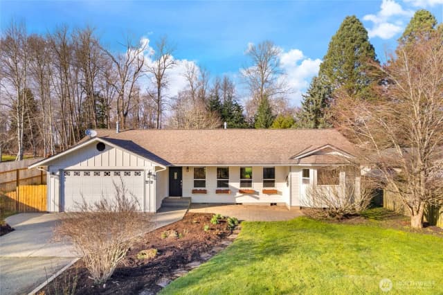 Property photo for 3202 Mcleod Road, Bellingham