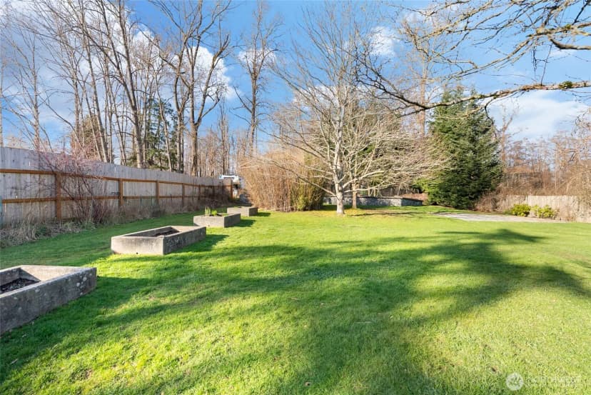 Property photo for 3202 Mcleod Road, Bellingham photo 20