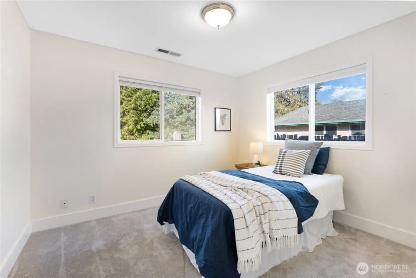 Property photo for 3202 Mcleod Road, Bellingham photo 16