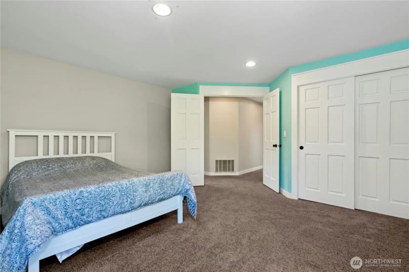 Property photo for 15102 93rd Place Ne, Bothell photo 33