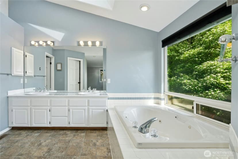 Property photo for 15102 93rd Place Ne, Bothell photo 29