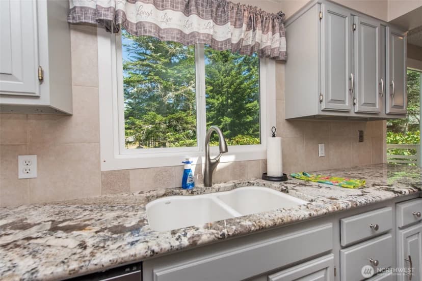 Property photo for 296 Taylor Blvd, Sequim photo 7
