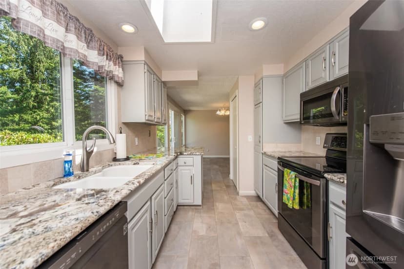 Property photo for 296 Taylor Blvd, Sequim photo 6