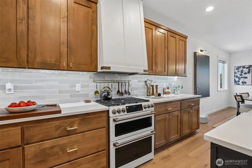 Property photo for 2031 E 9th Street, La Center photo 16