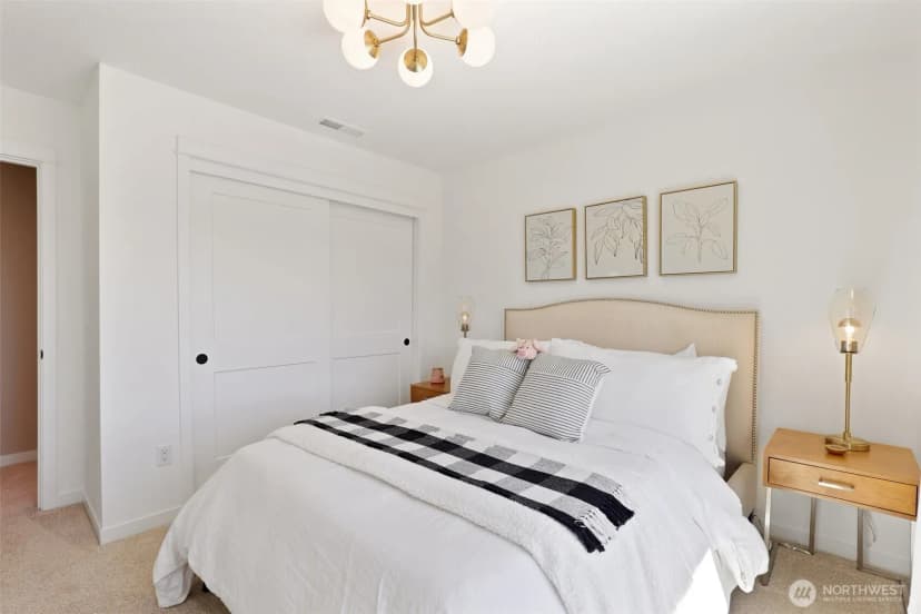 Property photo for 2031 E 9th Street, La Center photo 31