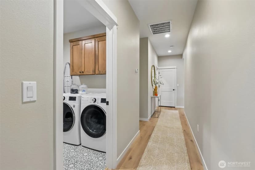 Property photo for 2031 E 9th Street, La Center photo 22