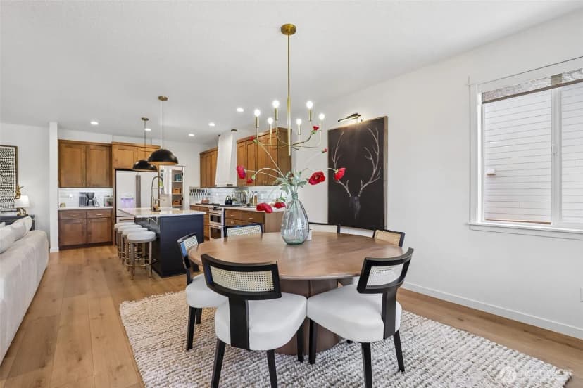Property photo for 2031 E 9th Street, La Center photo 11