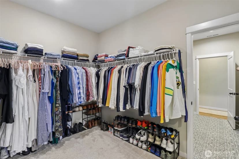 Property photo for 2031 E 9th Street, La Center photo 28
