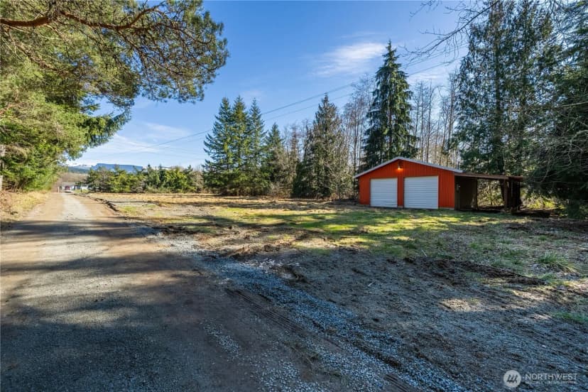 Property photo for 3408 Old Hwy 99 North Road, Burlington photo 37