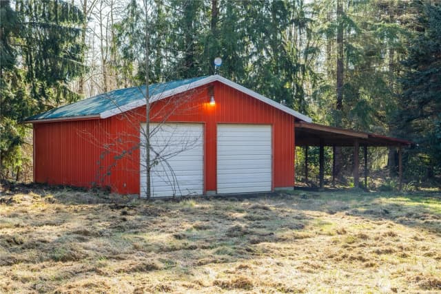 Property photo for 3408 Old Hwy 99 North Road, Burlington photo 4