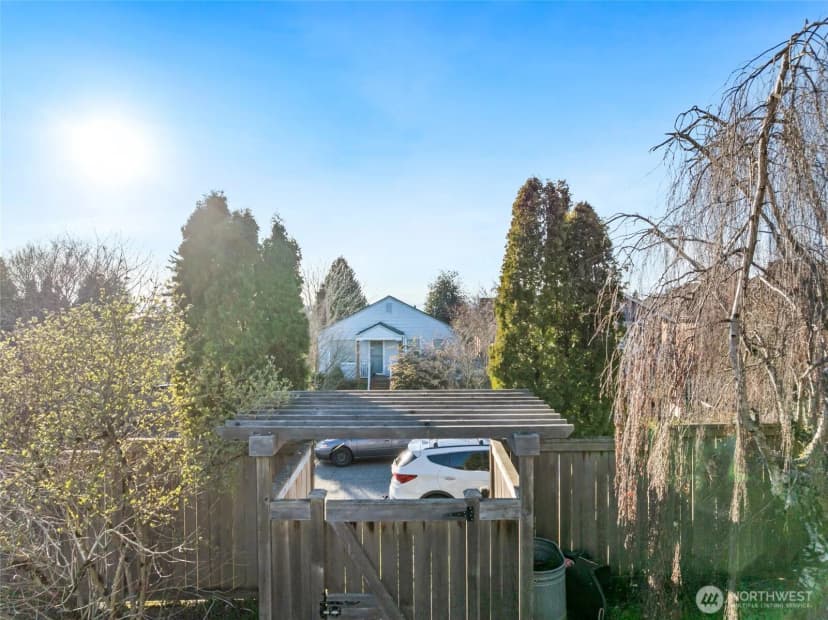 Property photo for 5912 45th Avenue Sw, Seattle photo 13