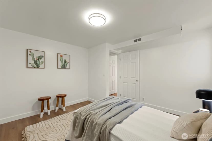 Property photo for 8305 Duncan Ave S, Seattle photo 18