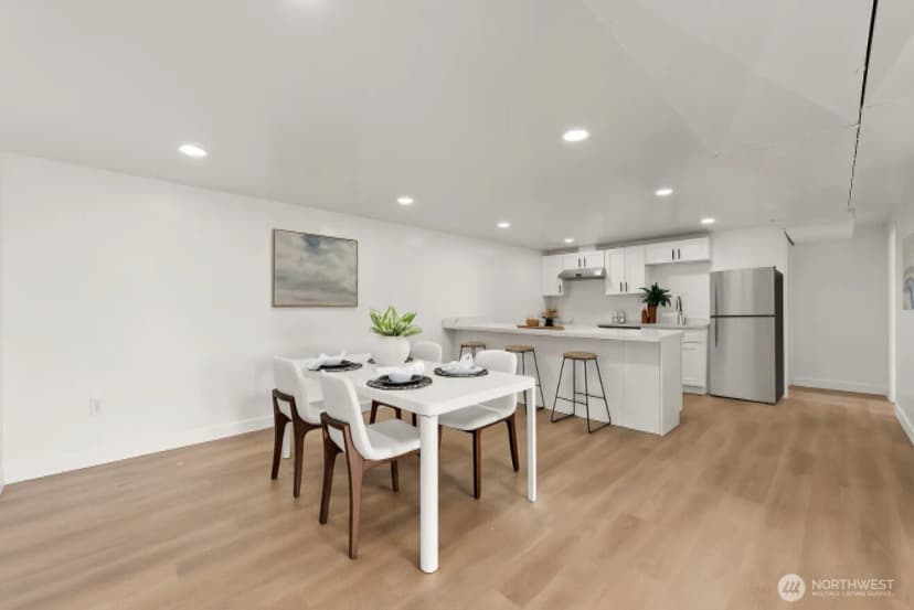 Property photo for 8305 Duncan Ave S, Seattle photo 10