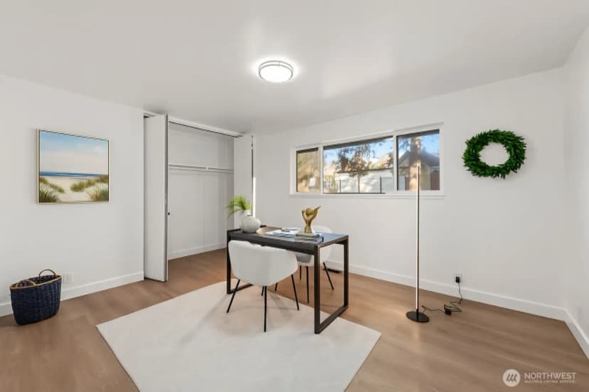 Property photo for 8305 Duncan Ave S, Seattle photo 13
