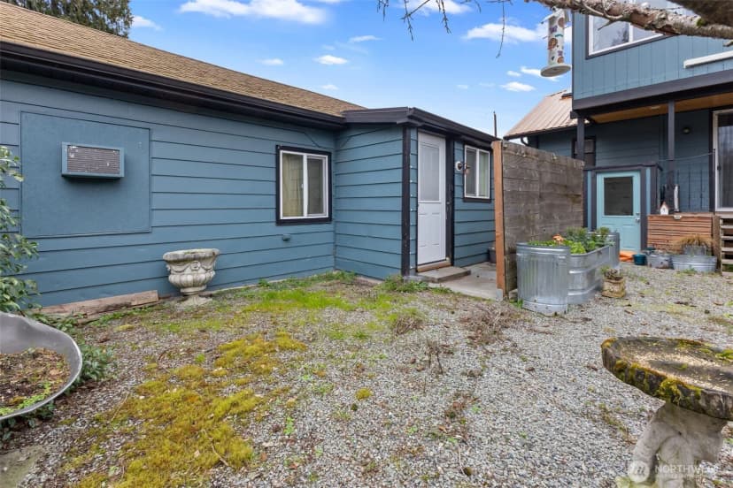Property photo for 1053 S Southern Street, Seattle photo 27