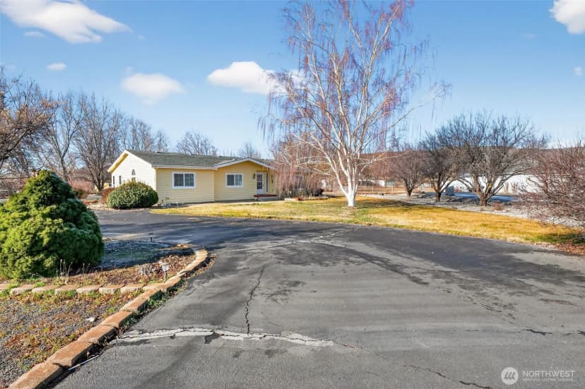 Property photo for 2305 Cherry Blossom Drive, Ephrata photo 29