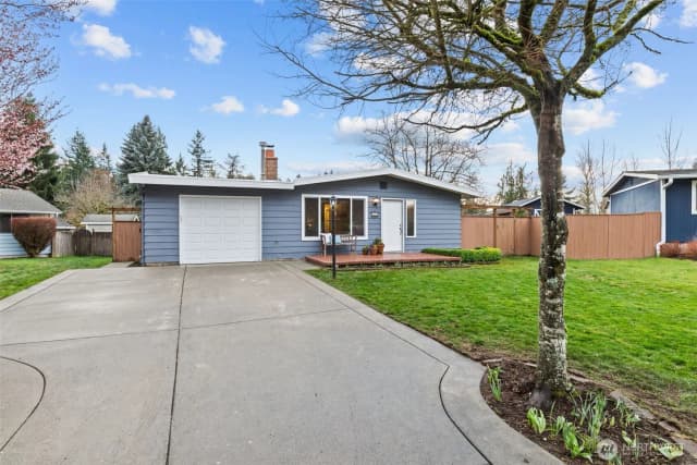 Property photo for 624 217th Street Sw, Bothell