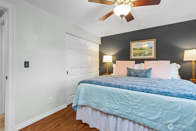 Property photo for 624 217th Street Sw, Bothell photo 15