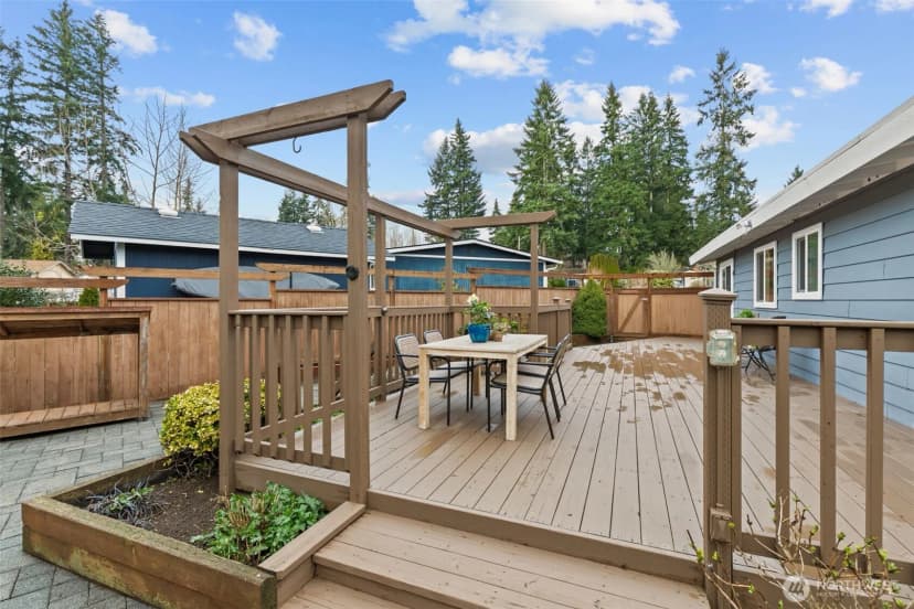 Property photo for 624 217th Street Sw, Bothell photo 34
