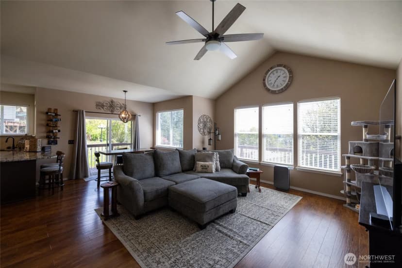 Property photo for 1895 Se Maple Drive, Chehalis photo 9